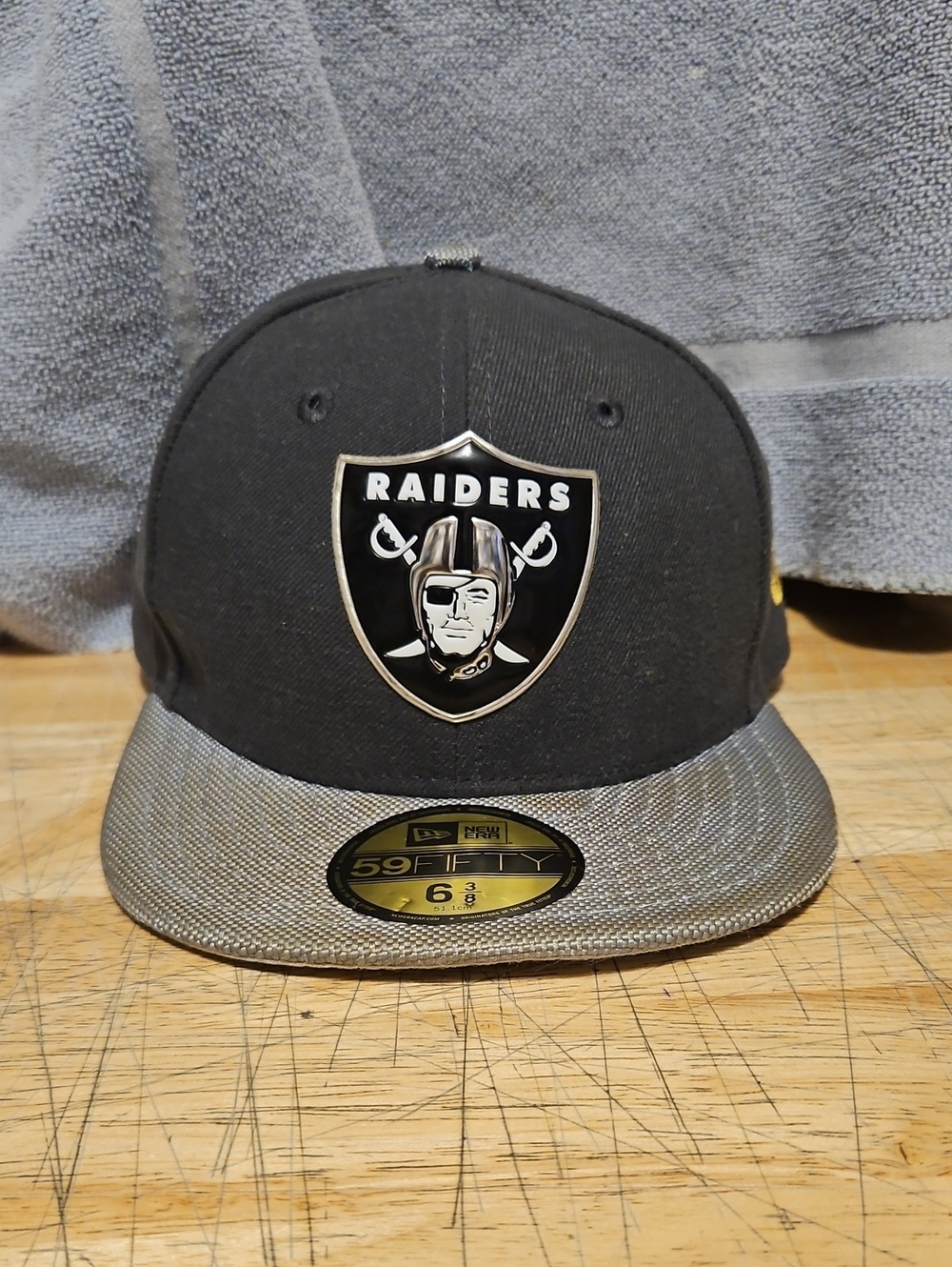 New Era Raiders 59FIFTY Fitted Hat - Black & Gray